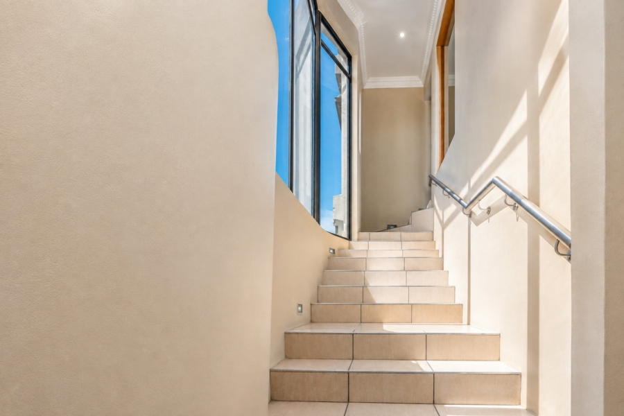 4 Bedroom Property for Sale in Kosmos Ridge North West